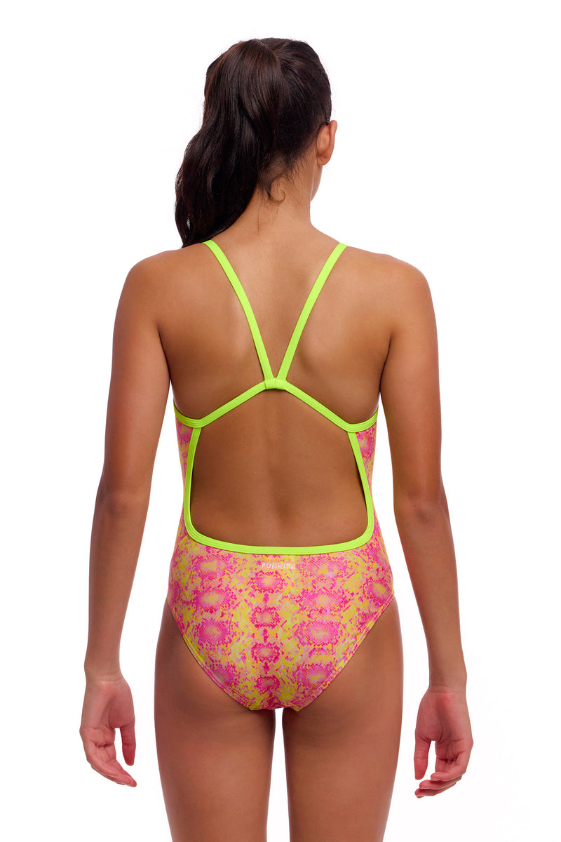 (Girls 14) (30) Poison Pink