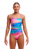 (Ladies 10) (32) Tropic Wash