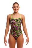 (Ladies 10) (32) Water Wings