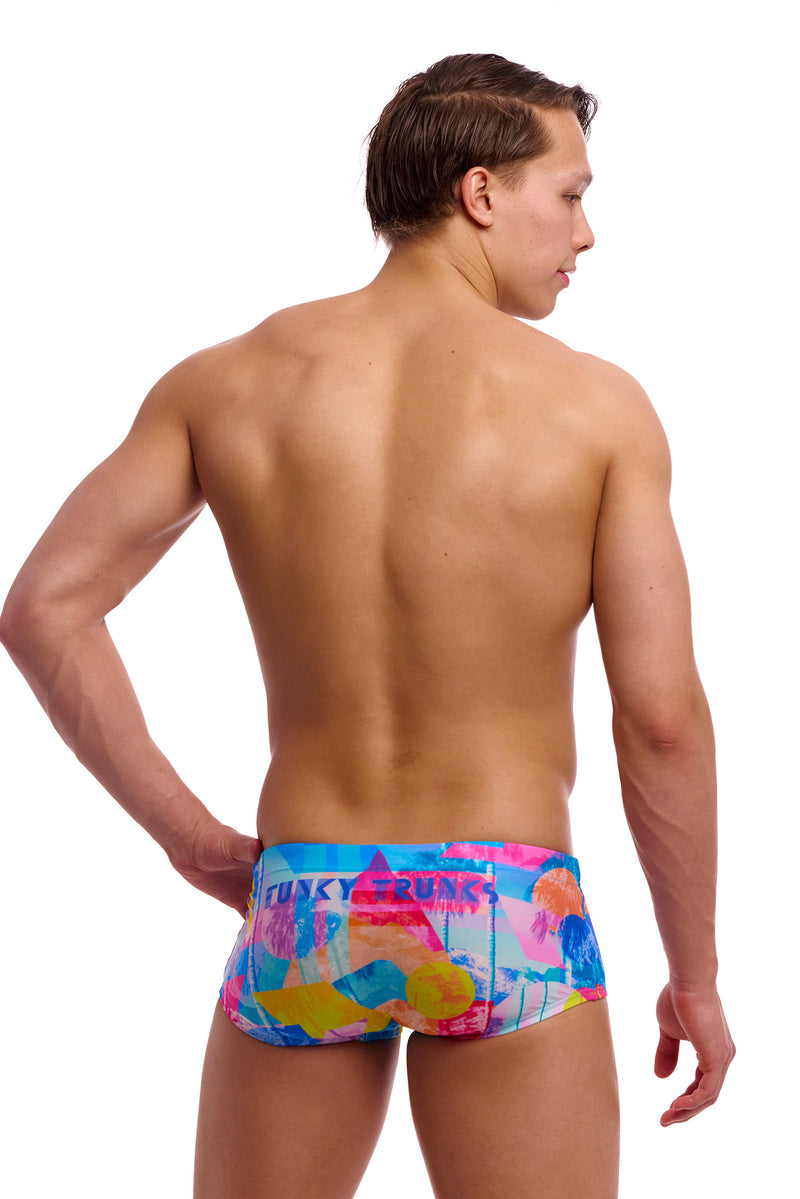 (Mens S) (32) Pixel Paradise