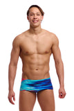 (Mens S) (32) Storm At Sea